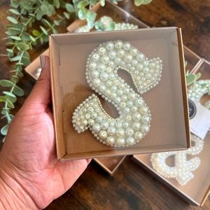 E&E Craft Shoppe| Faux Pearl Letter Magnet / Wall Decor